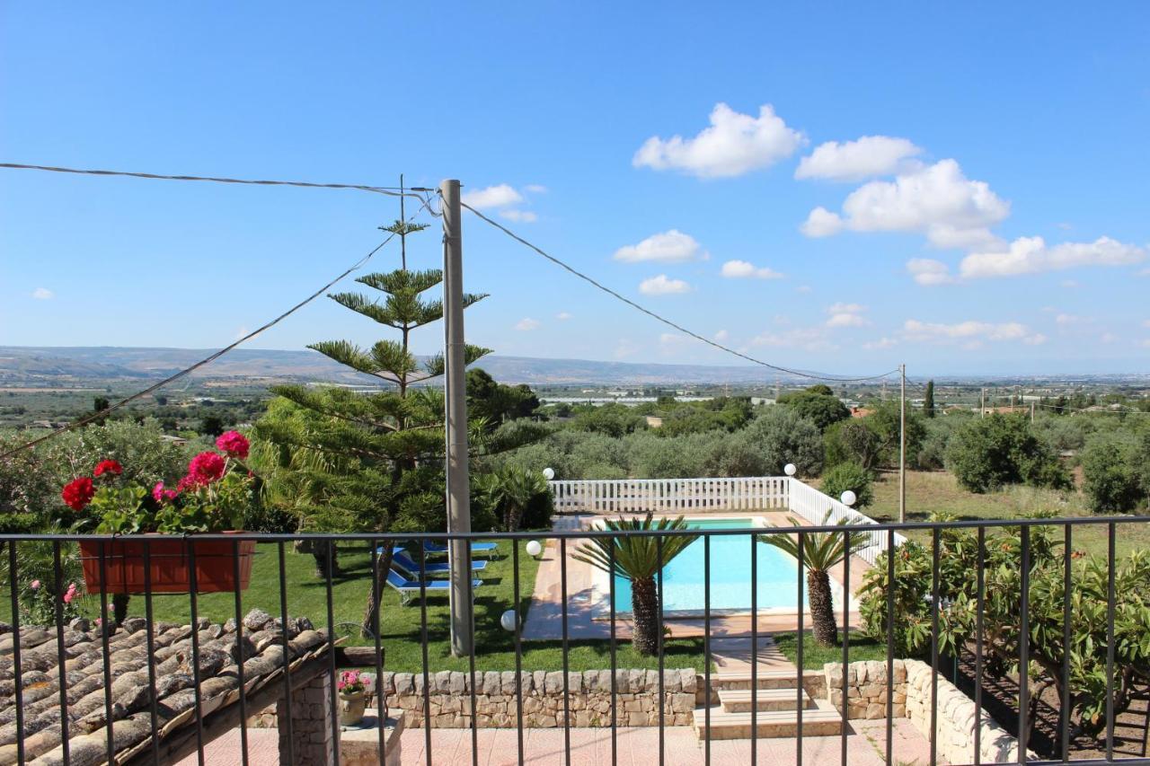 Villa Clara Chiaramonte Gulfi Esterno foto