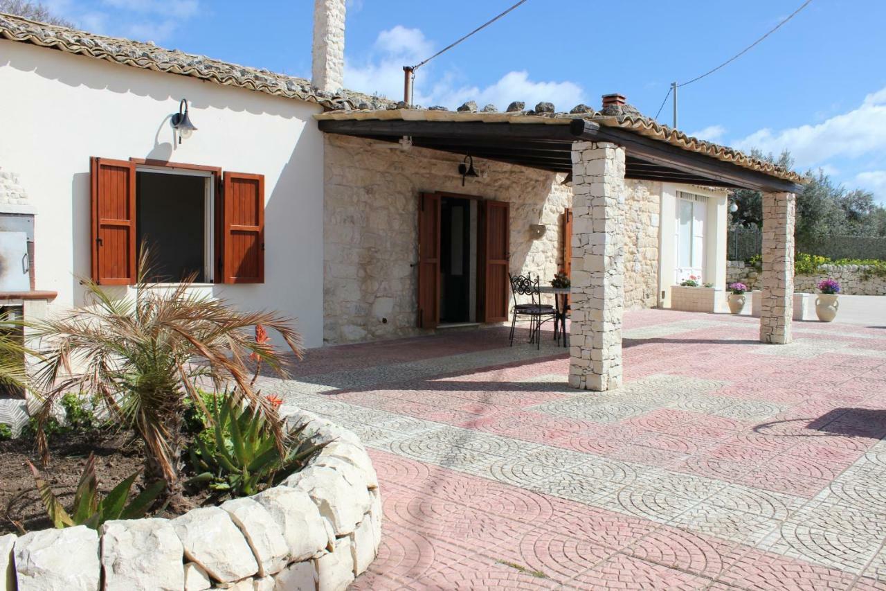 Villa Clara Chiaramonte Gulfi Esterno foto