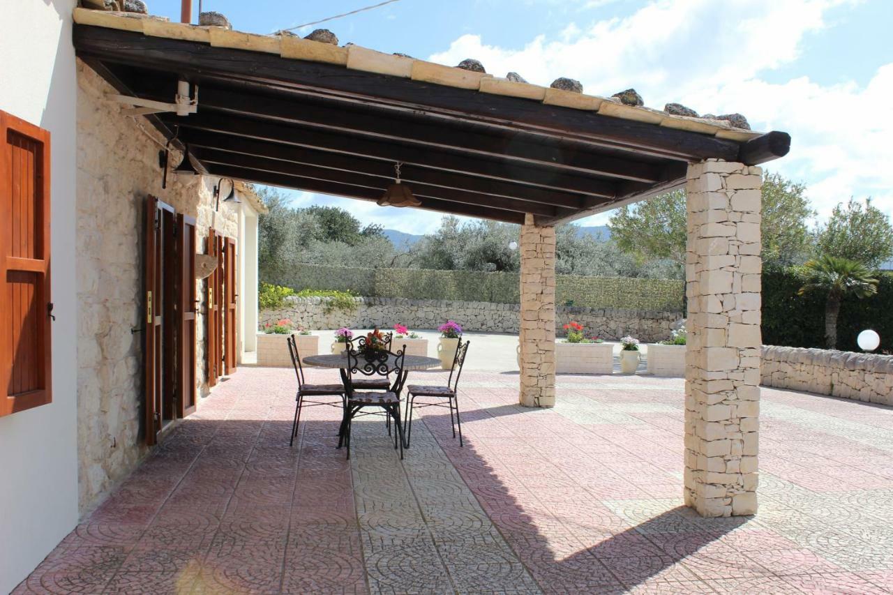 Villa Clara Chiaramonte Gulfi Esterno foto